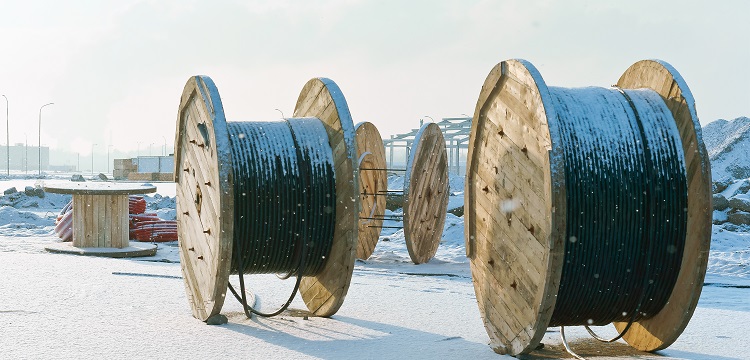 如何判斷危廢和固廢 危廢和固廢的判定標準?租用農田處理廢油桶致土壤污染 ,三家出售危廢的公司被列為共同被告,這三家公司將面臨哪些處罰 健明迪檢測